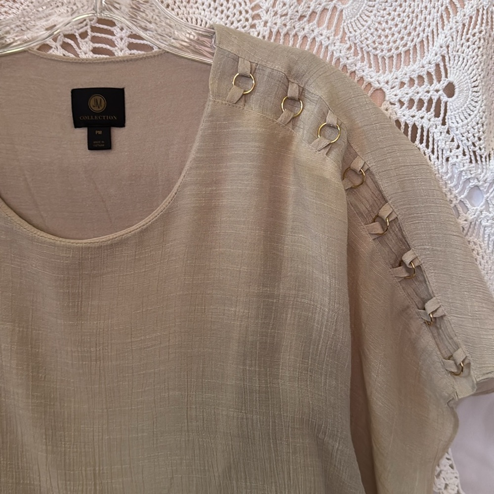 JM Collection Beige Layered Tank O-Ring Detail Sleeves Gauzy Top Blouse Sz PM - Picture 6 of 12